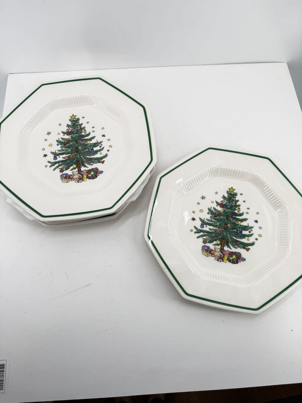 Nikko Christmastime Christmas Tree Dinner Plates Set of 4 Japan 11 Inch Holiday